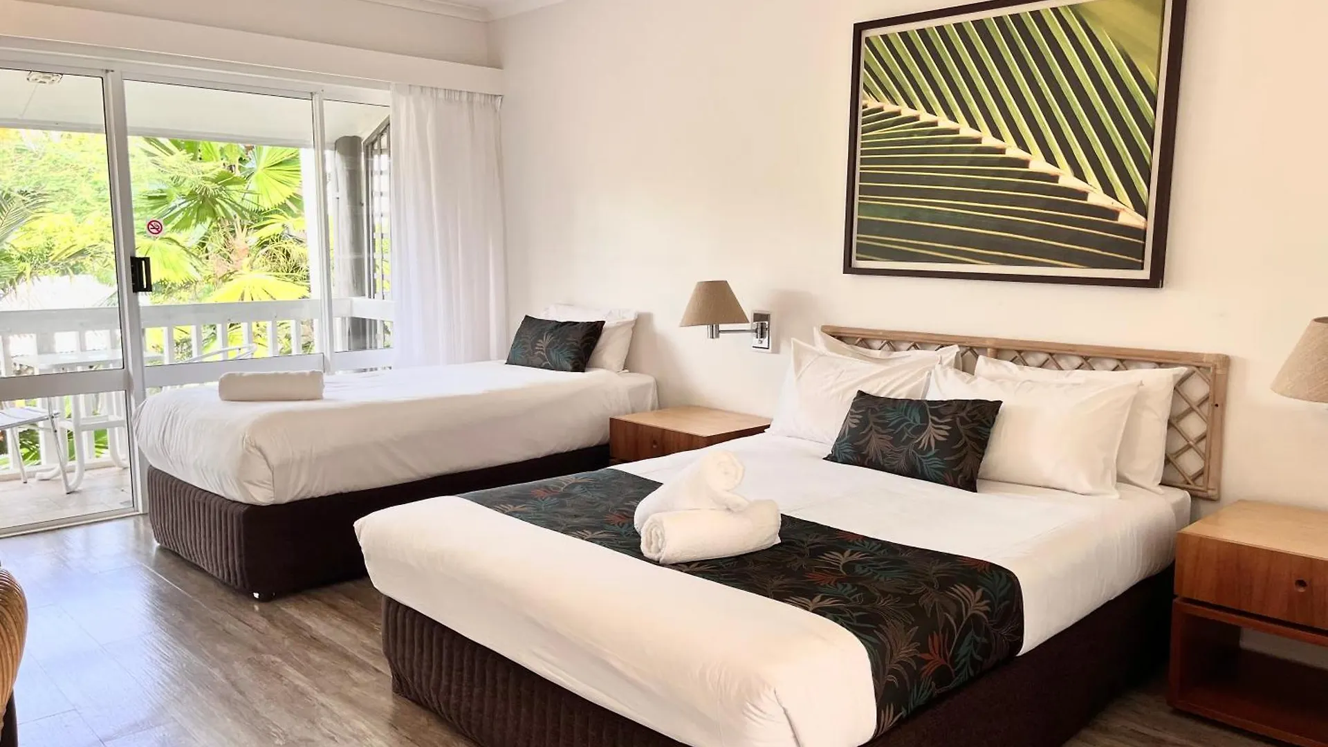 Mission Beach Lodge